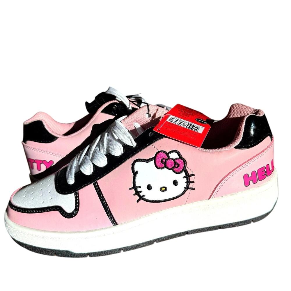 NWT Hello Kitty by Sanrio Women's Pink Casual Court Sneakers Size 7